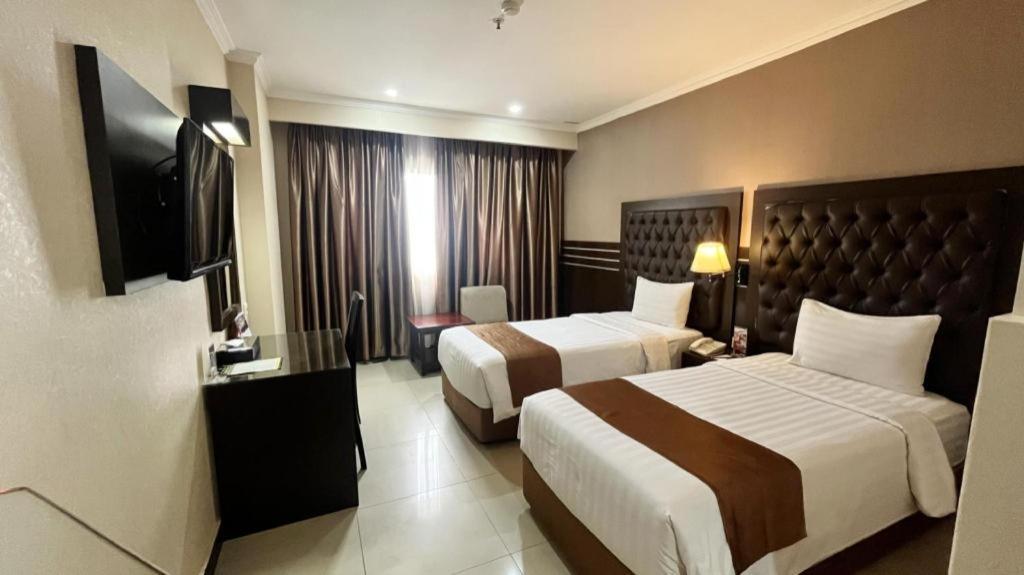 Grand Antares Hotel Medan Exterior foto