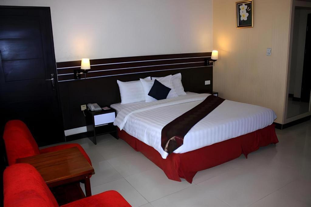 Grand Antares Hotel Medan Exterior foto
