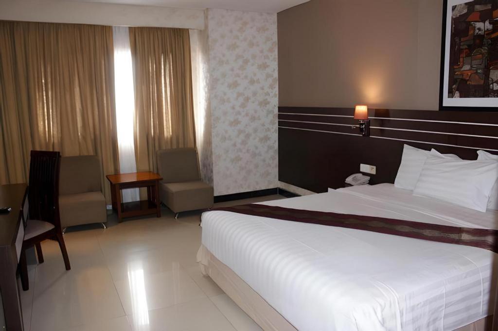 Grand Antares Hotel Medan Exterior foto